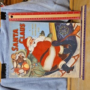 1947 Santa Claus Fuzzy Wuzzy Picture Story Book. Whitman Publishing